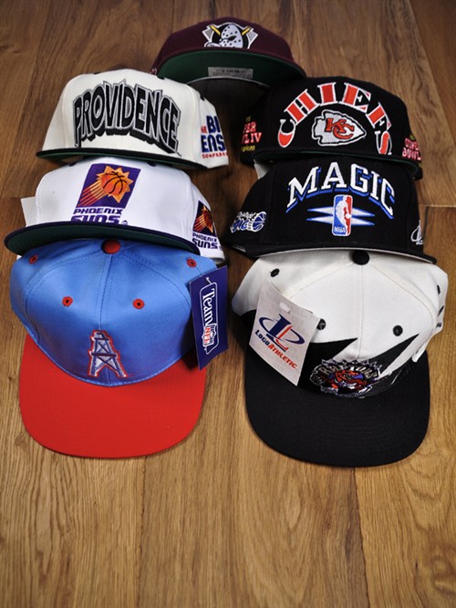 curved brim hat black