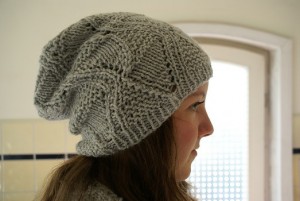 Slouchy Hat Knitting Pattern