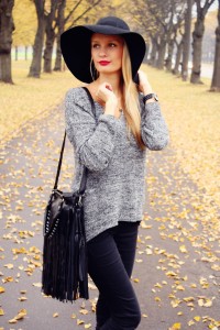 Black Floppy Hat Outfit