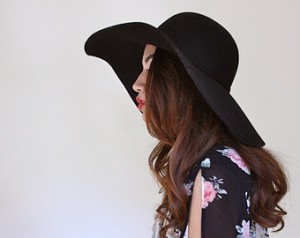 Pictures of Black Floppy Sun Hat